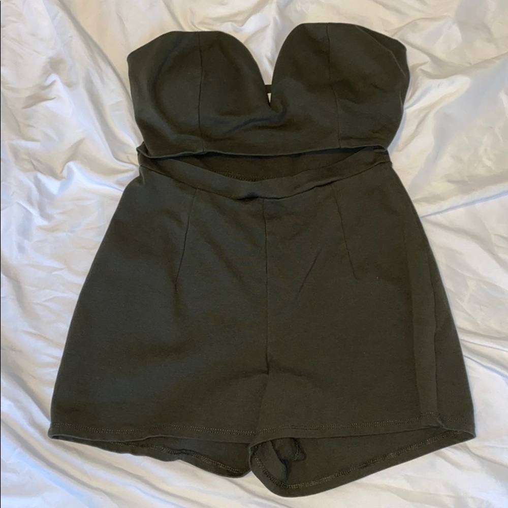 Dark green strapless romper